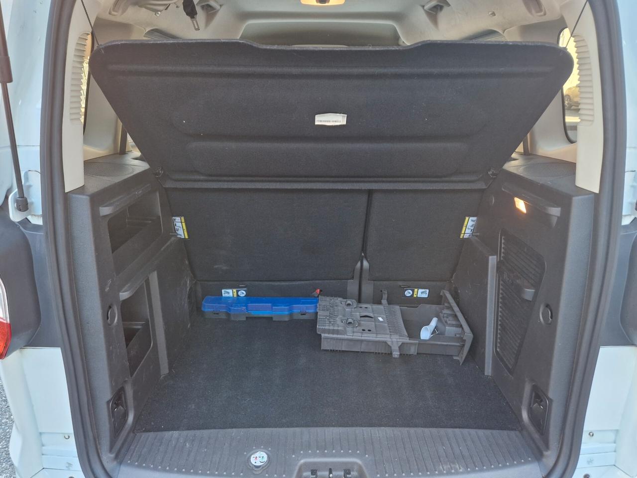 Ford Tourneo Courier 1.0 100CV "41.500 km" Carplay, Sensori post., Navi