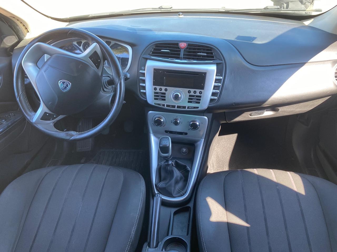 Lancia Delta 1.6 MJT DPF Silver