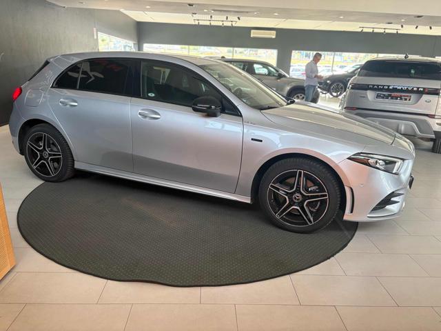 MERCEDES-BENZ A 250 e hybrid EQ Premium