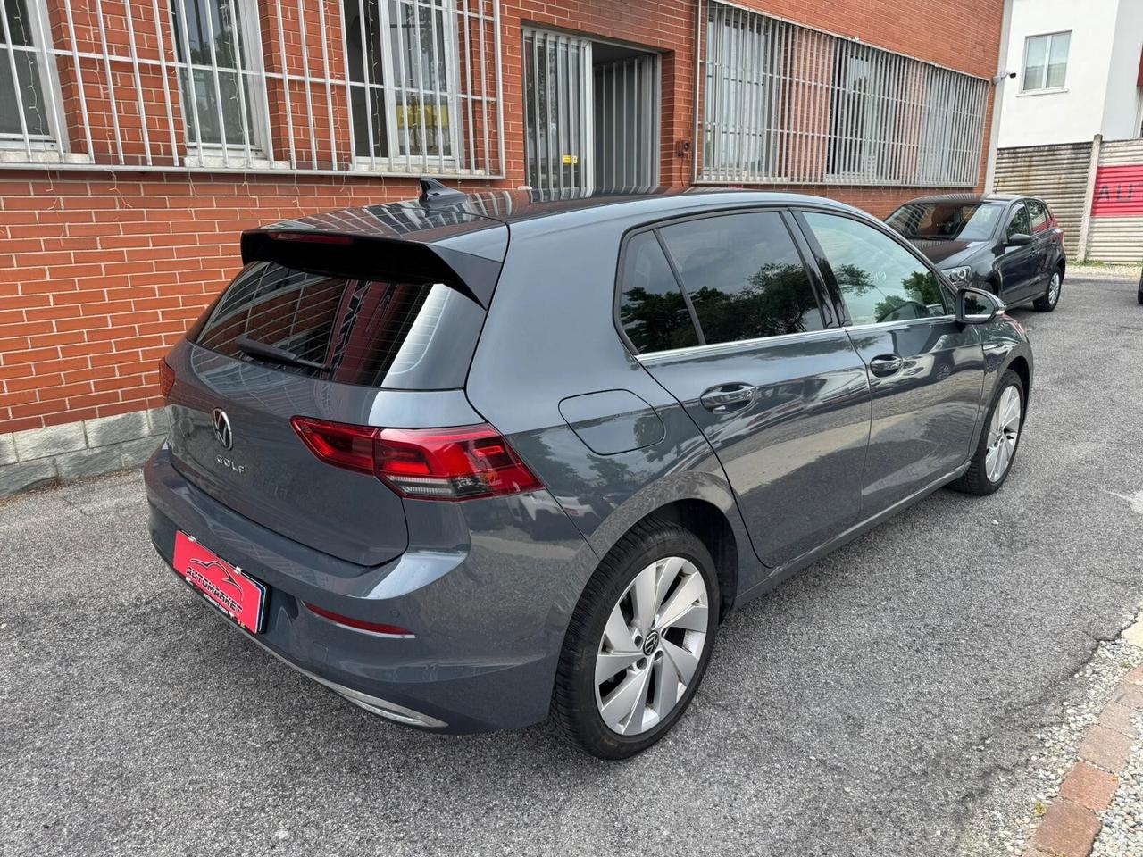 Volkswagen Golf 2.0 tdi Style 115cv dsg