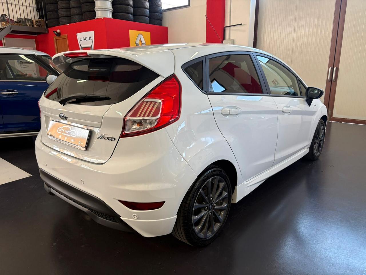 Ford Fiesta 1.5 TDCi 95CV 5 porte ST-Line