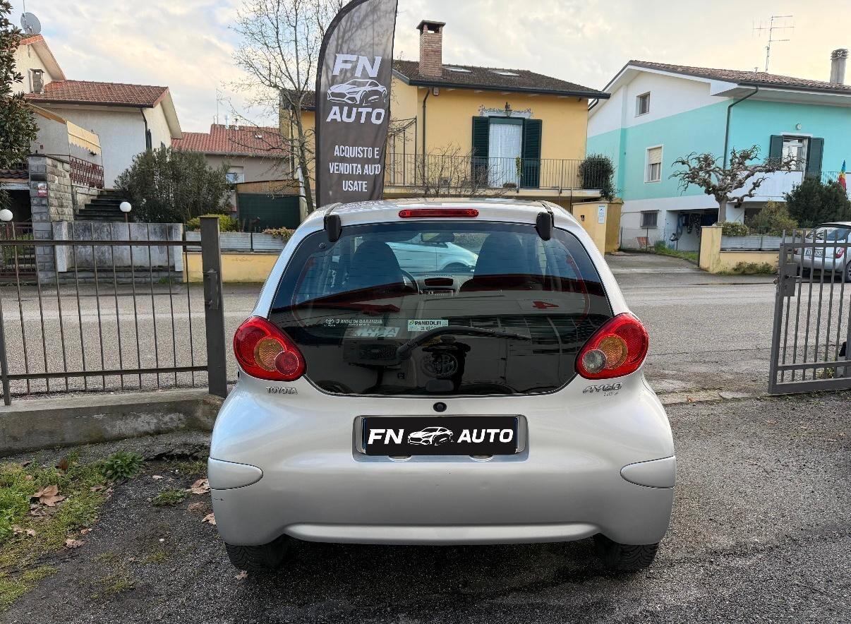 Toyota Aygo 1.0 5 P GARANZIA.