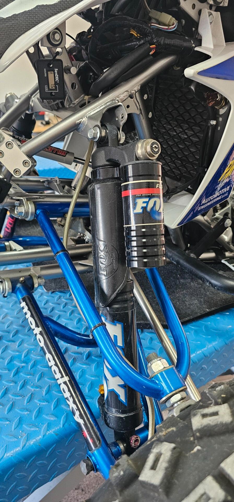 Yamaha YFZ 450 Special edition FOX AKRAPOVIC