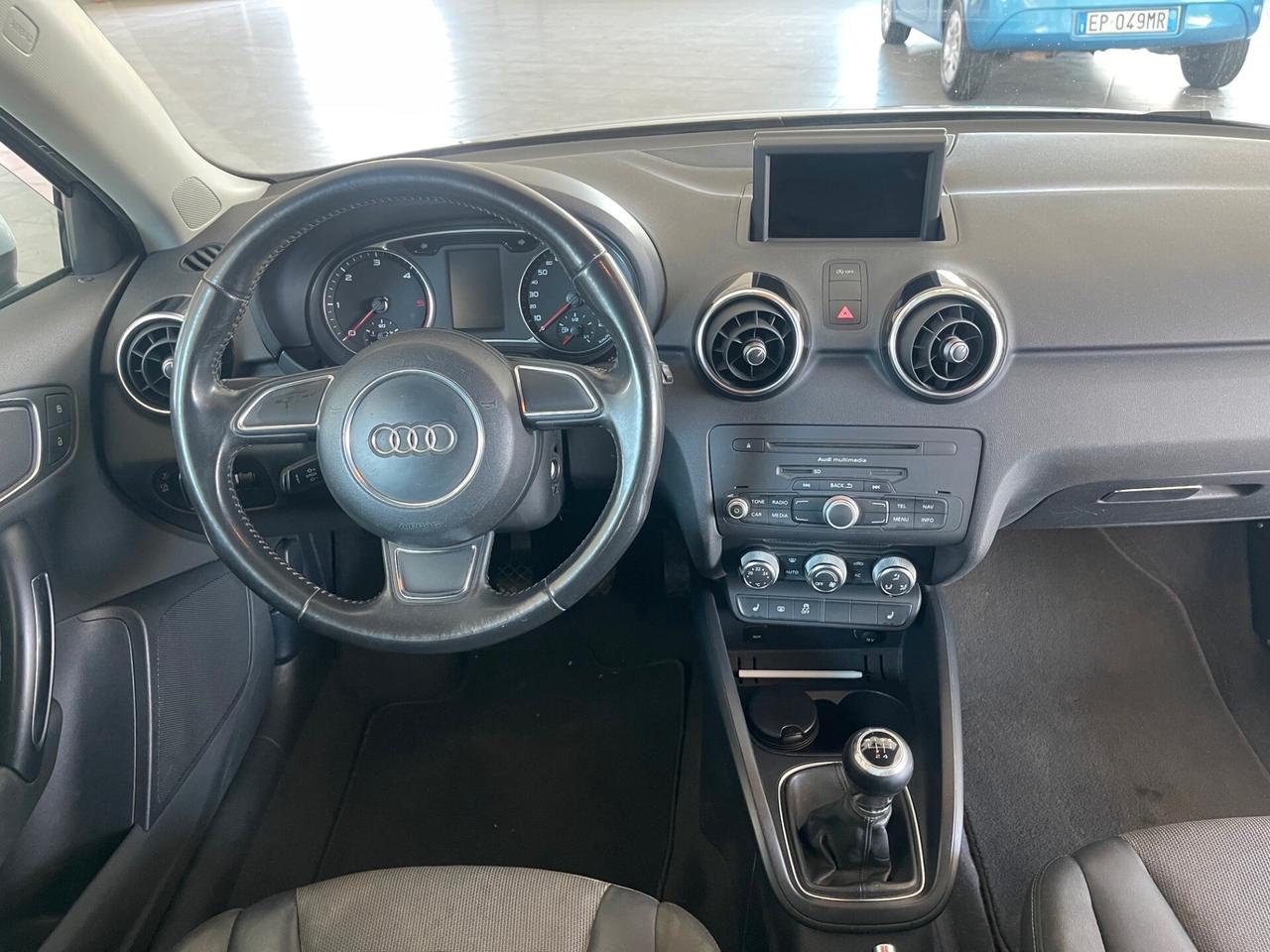 Audi A1 1.6 TDI 105 CV Ambition 3 porte adatto a NEOPATENTATI