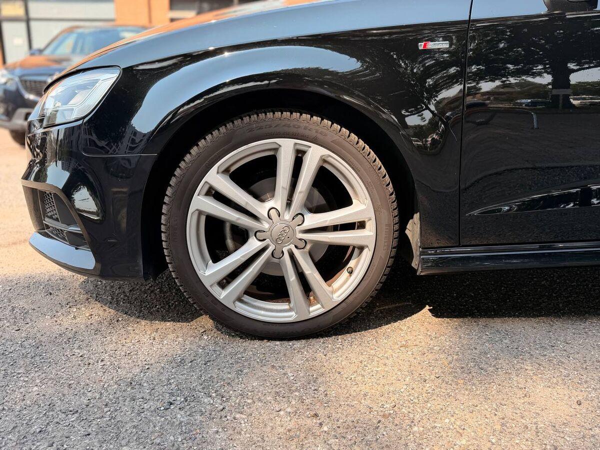 Audi A3 Sportback 30 1.6 tdi Business 116cv s-tronic my19 SLINE