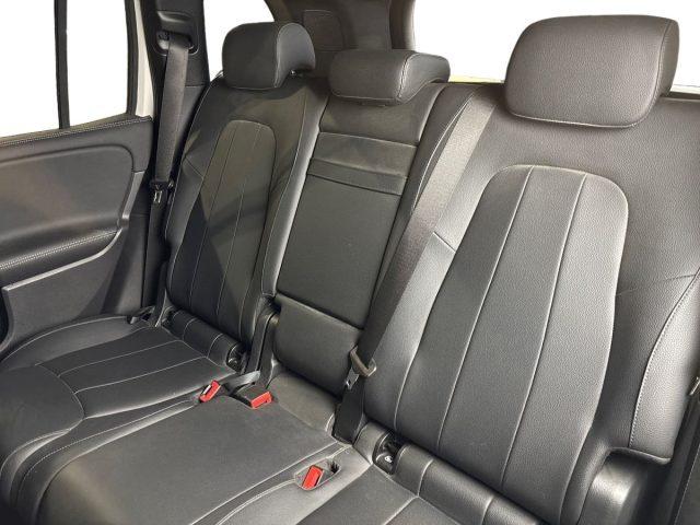 MERCEDES-BENZ EQB 300 4Matic Sport