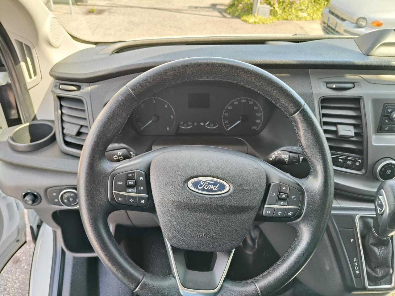 Ford Transit 350 2.0TDCi EcoBlue 130CV aut. PM-TM Combi Trend