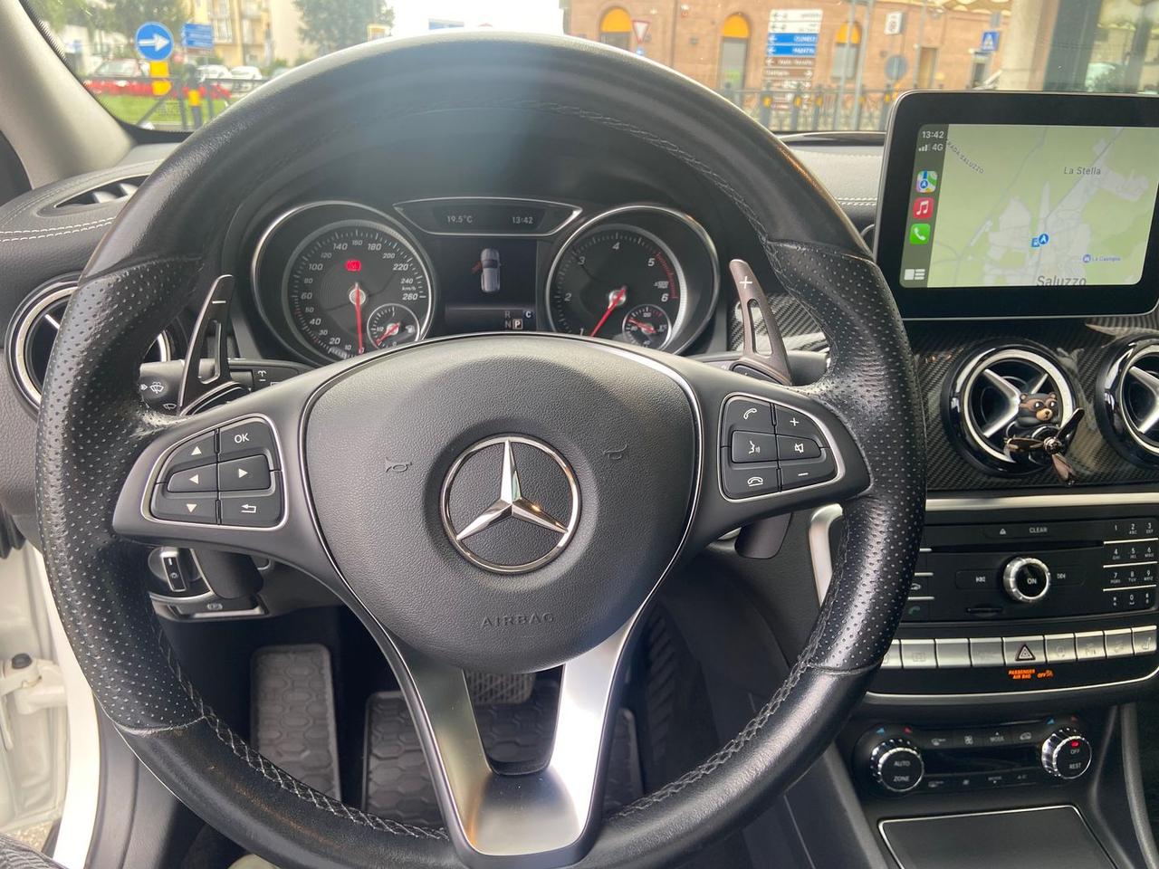 Mercedes-Benz GLA 220 GLA-Class GLA 220 D Premium