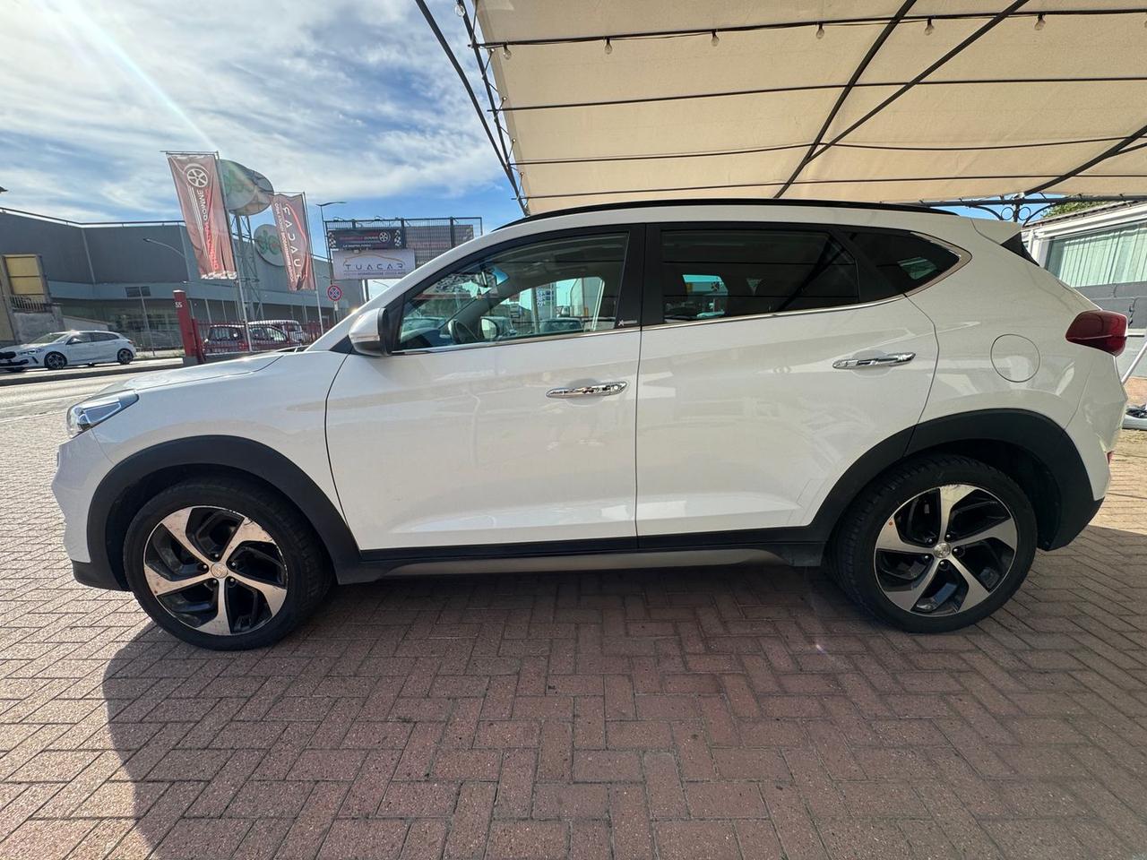 Hyundai Tucson 2.0 CRDI Xpossible TETTUCCIO #50055