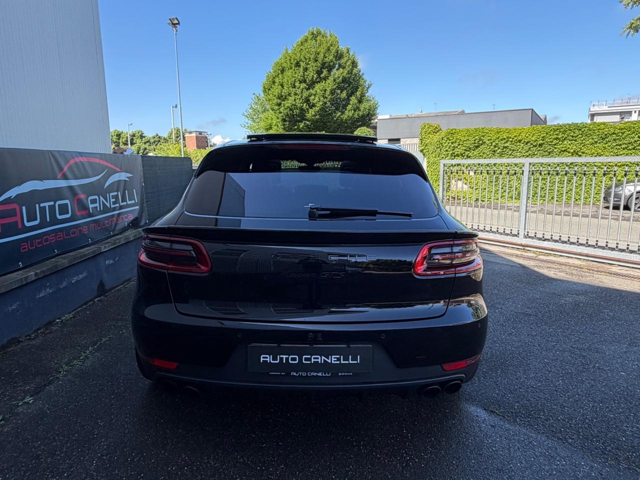 Porsche Macan 3.0 S Diesel FULL TETTO TOTAL BLACK MOTORE NUOVO FATTURATO