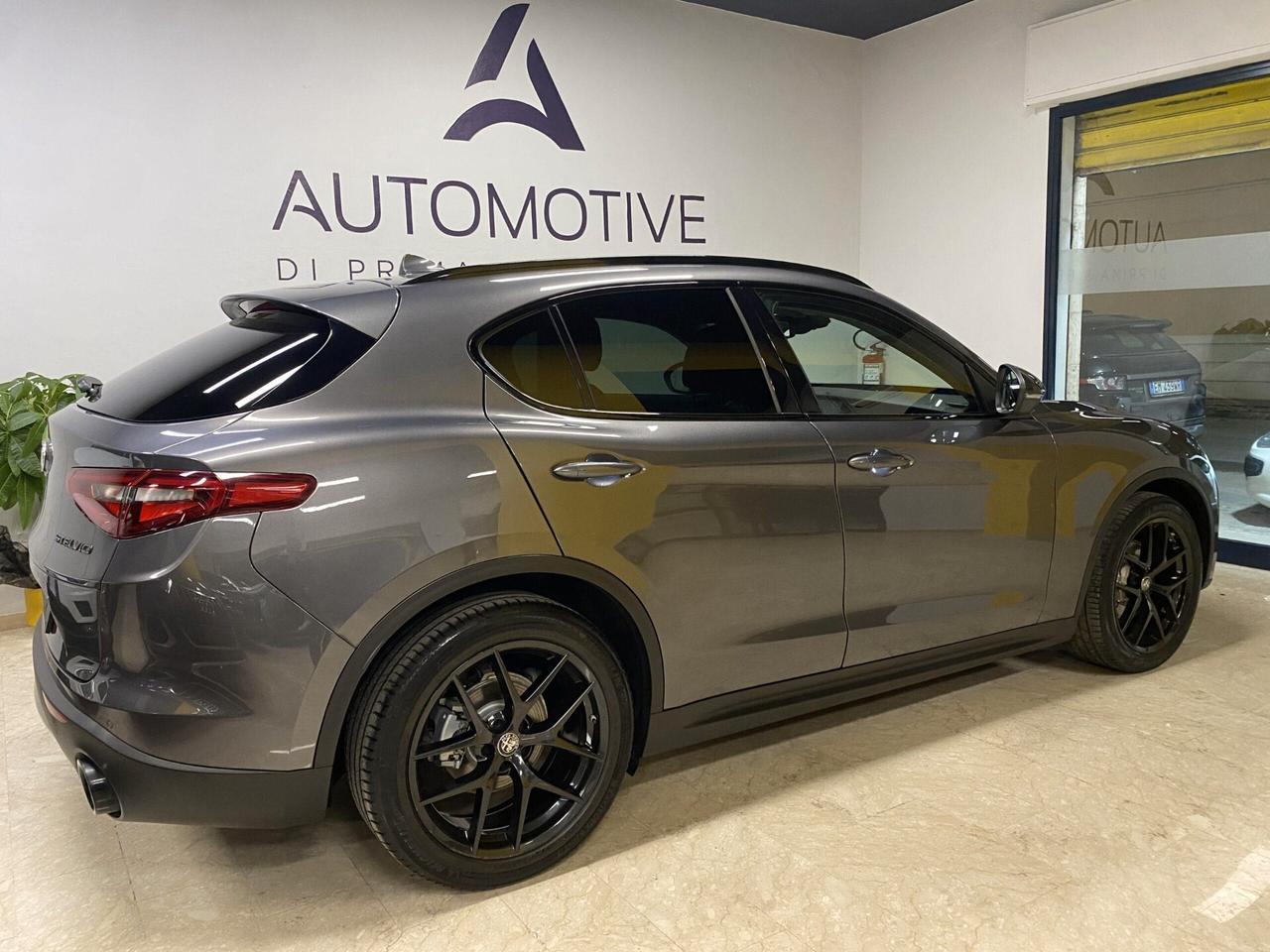 Alfa Romeo Stelvio 2.2 Turbodiesel 160 CV AT8 RWD Sport-Tech