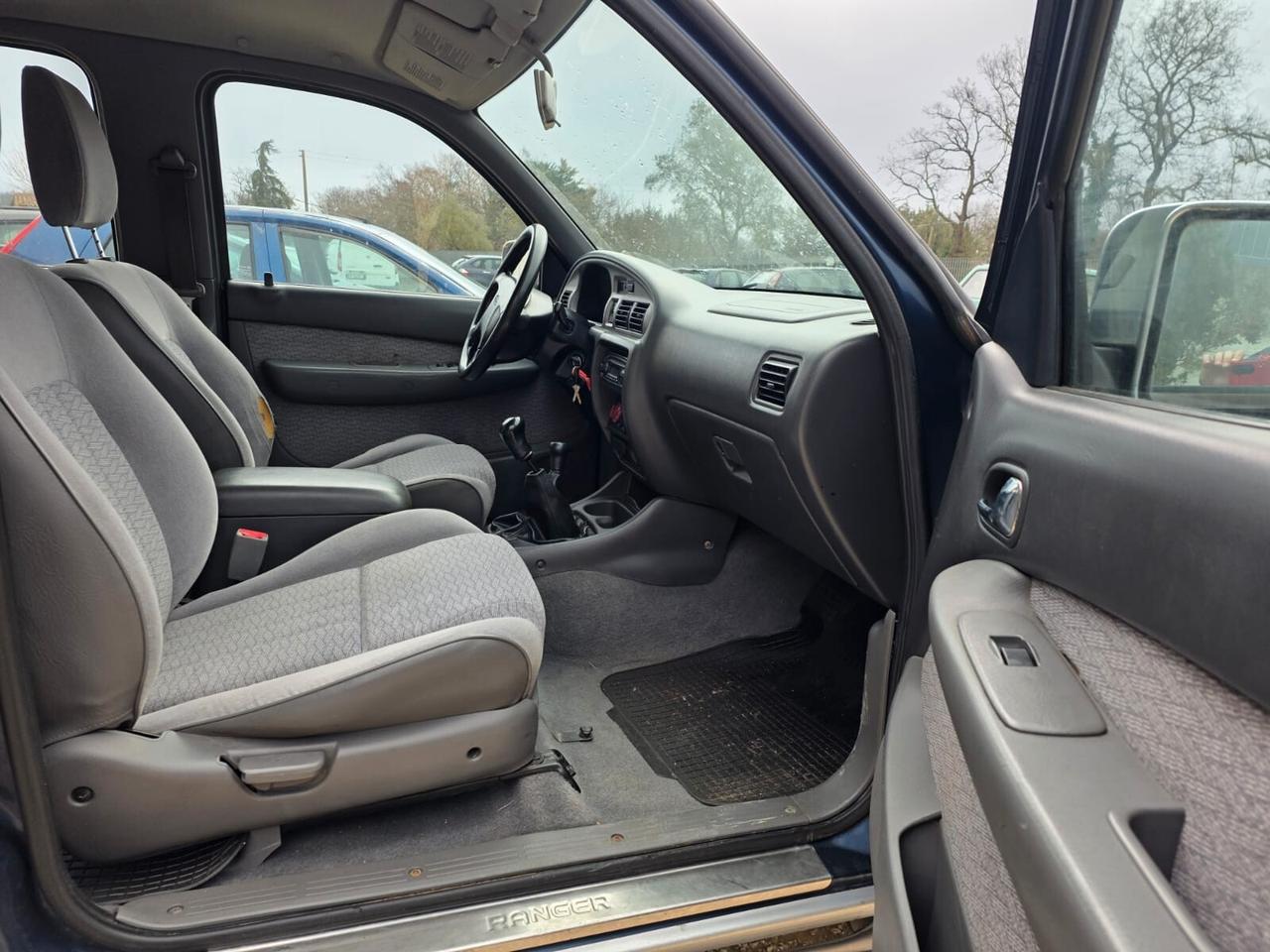 Ford Ranger 2.5 TDI (109CV) 4p. DC Pick-up XL