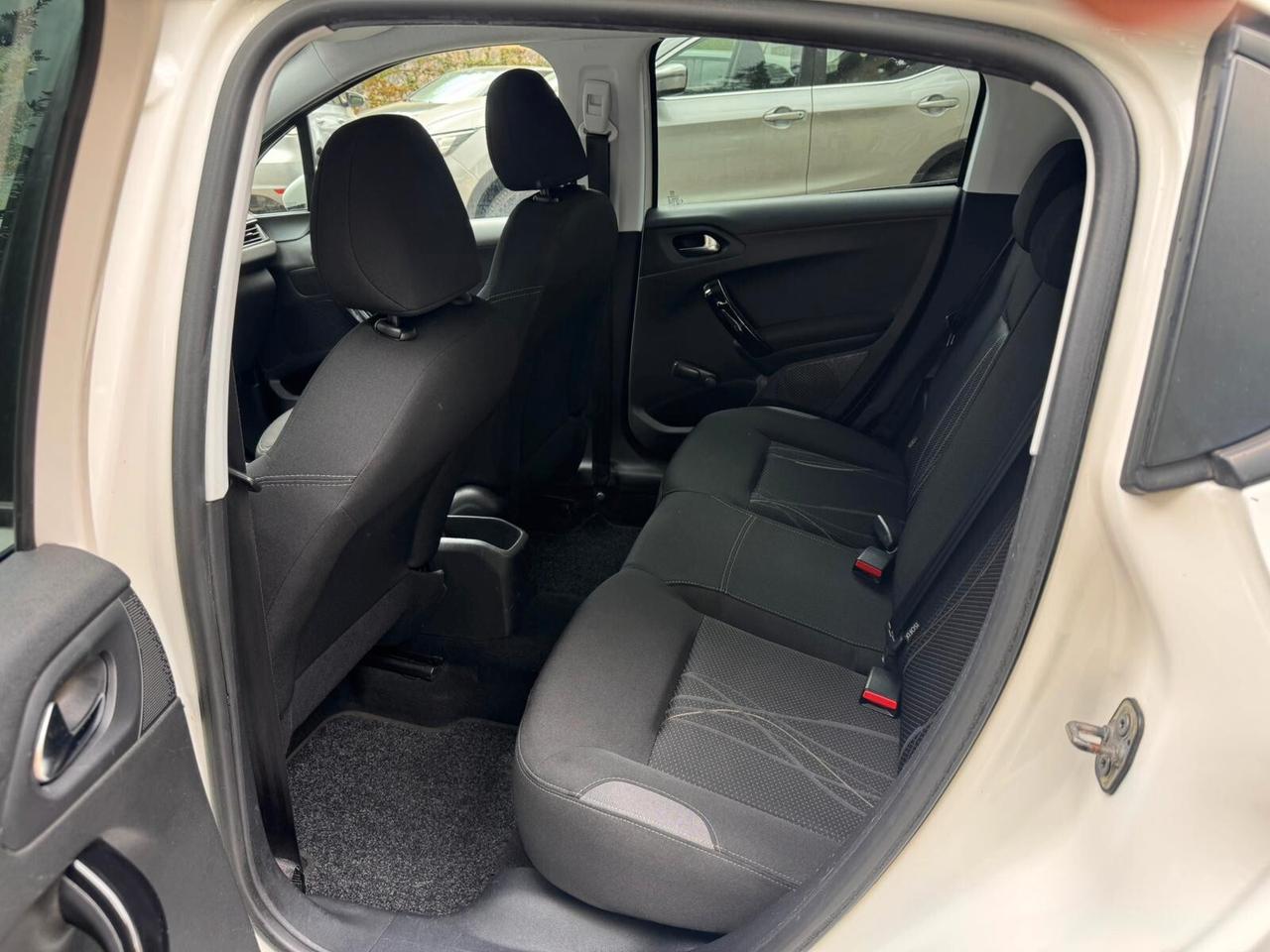 Peugeot 208 1.4 VTi 95 CV 5p. GPL Active