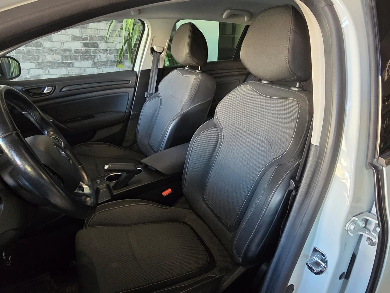 Renault Megane Mégane Sporter dCi 8V 110 CV EDC Energy Intens