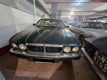 Jaguar XJ 6