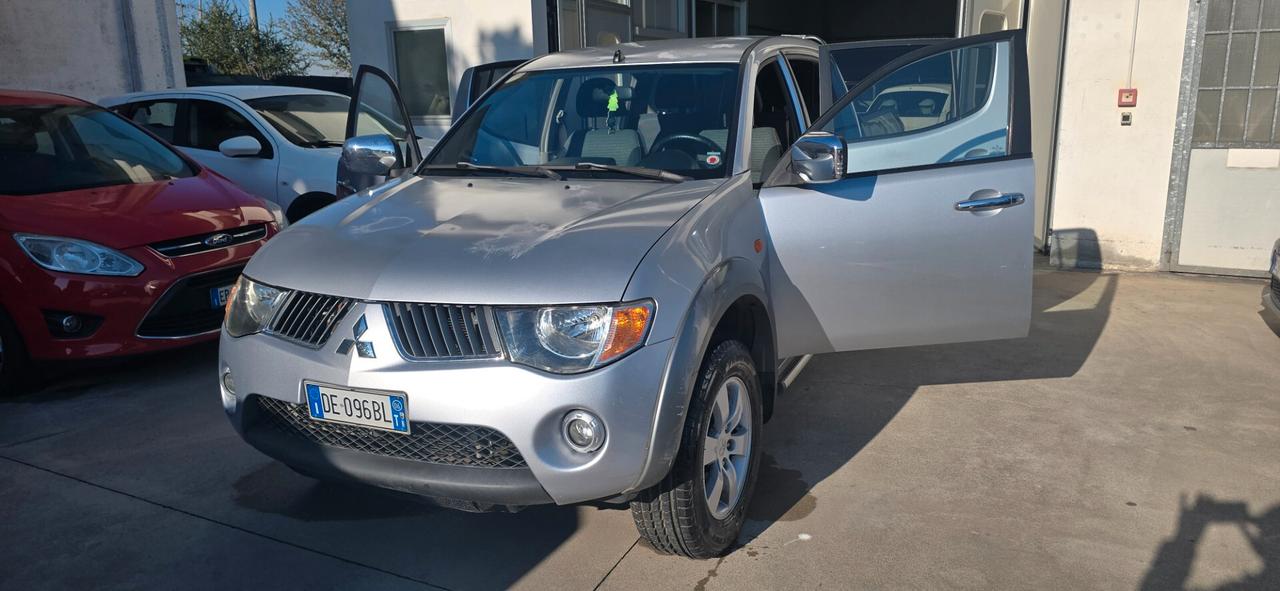 Mitsubishi L200 2.5 DI-D/136CV Double Cab Intense