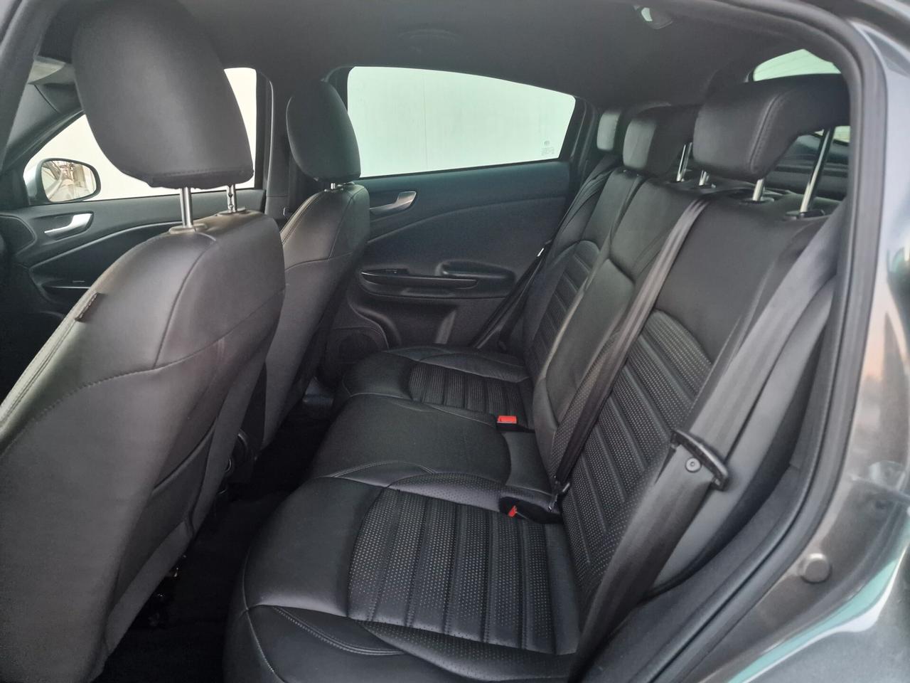 Alfa Romeo Giulietta 1.6 JTDm-2 105 CV Distinctive