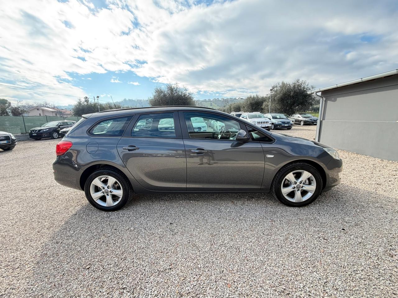 Opel Astra 1.7 CDTI 110CV Sports Tourer 127.303 km unico proprietario