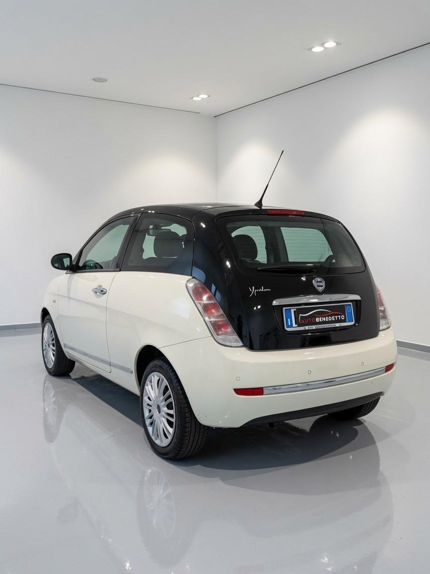 Lancia Ypsilon 1.2 69 CV Platinum 2011
