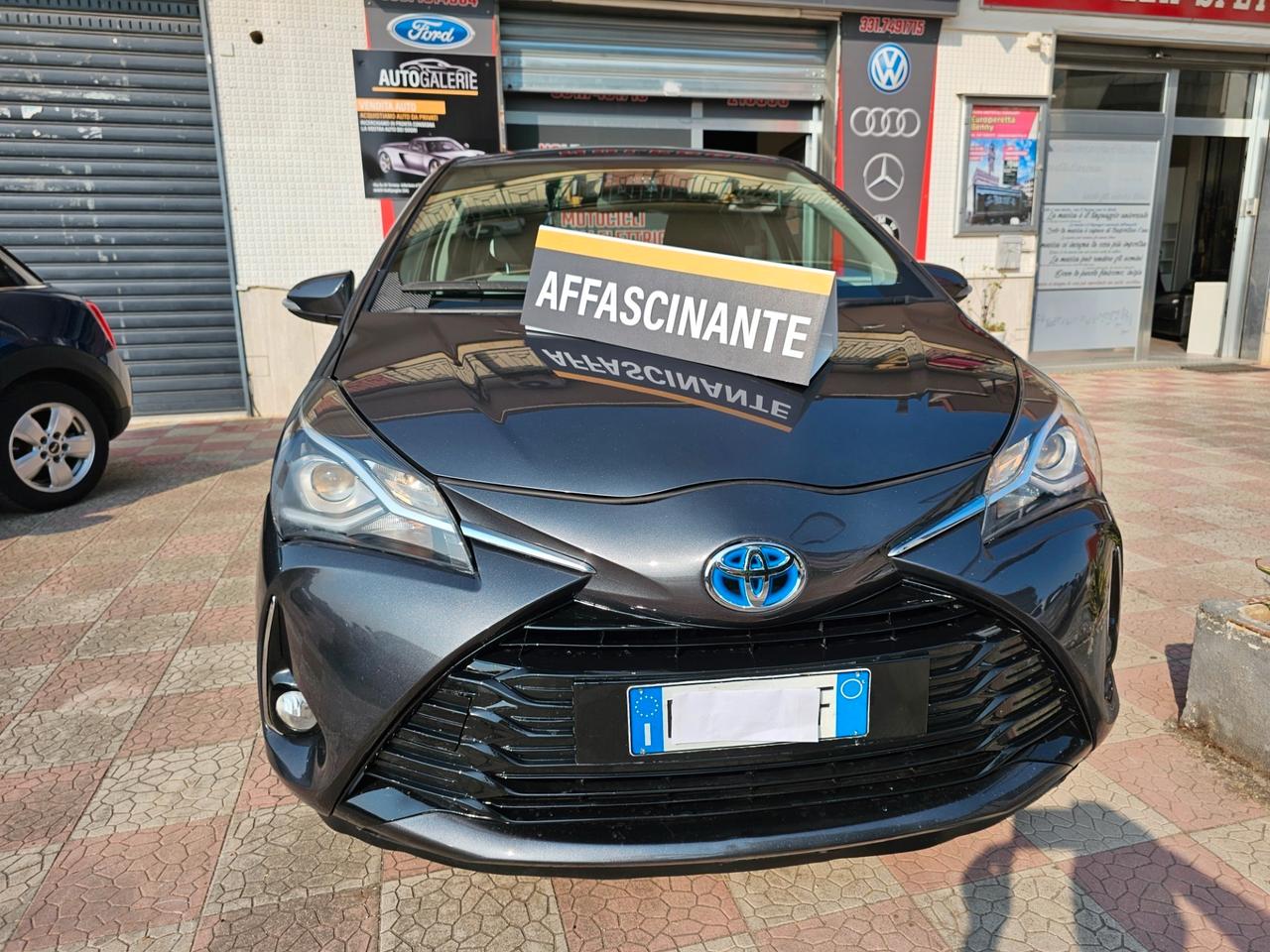 Toyota Yaris 1.5 Hybrid/BUSSINES/IVA ESPOSTA