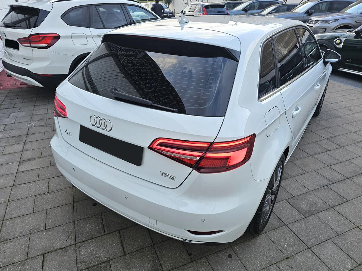 Audi A3 SPB 1.5 TFSI COD S tronic