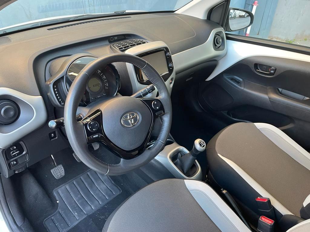Toyota Aygo x-clusiv 1.0 VVT- 2014