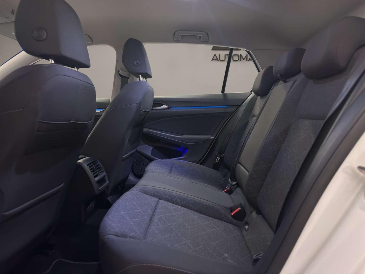 Volkswagen Golf Golf VIII 2020 2.0 tdi Life 115cv dsg 102346KM