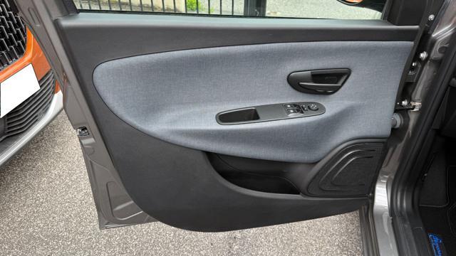 LANCIA Ypsilon 1.0 FIREFLY S&S HYBRID GOLD*24M.G.*CARPLAY*LED*TEL