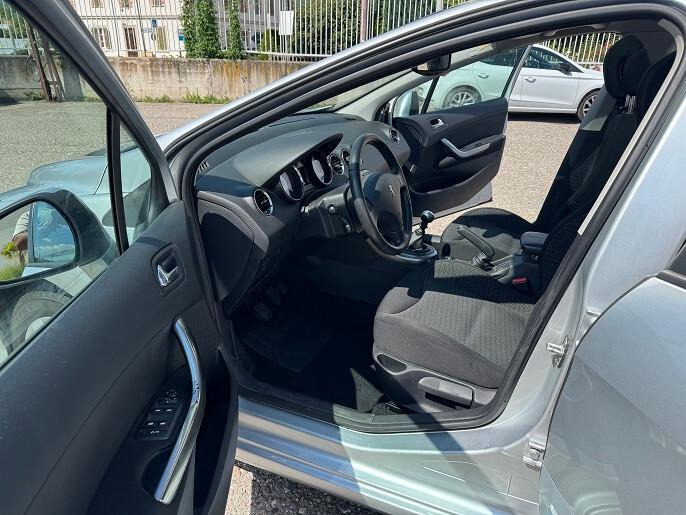 Peugeot 308 1.6 HDi 110CV SW Ciel Sportium