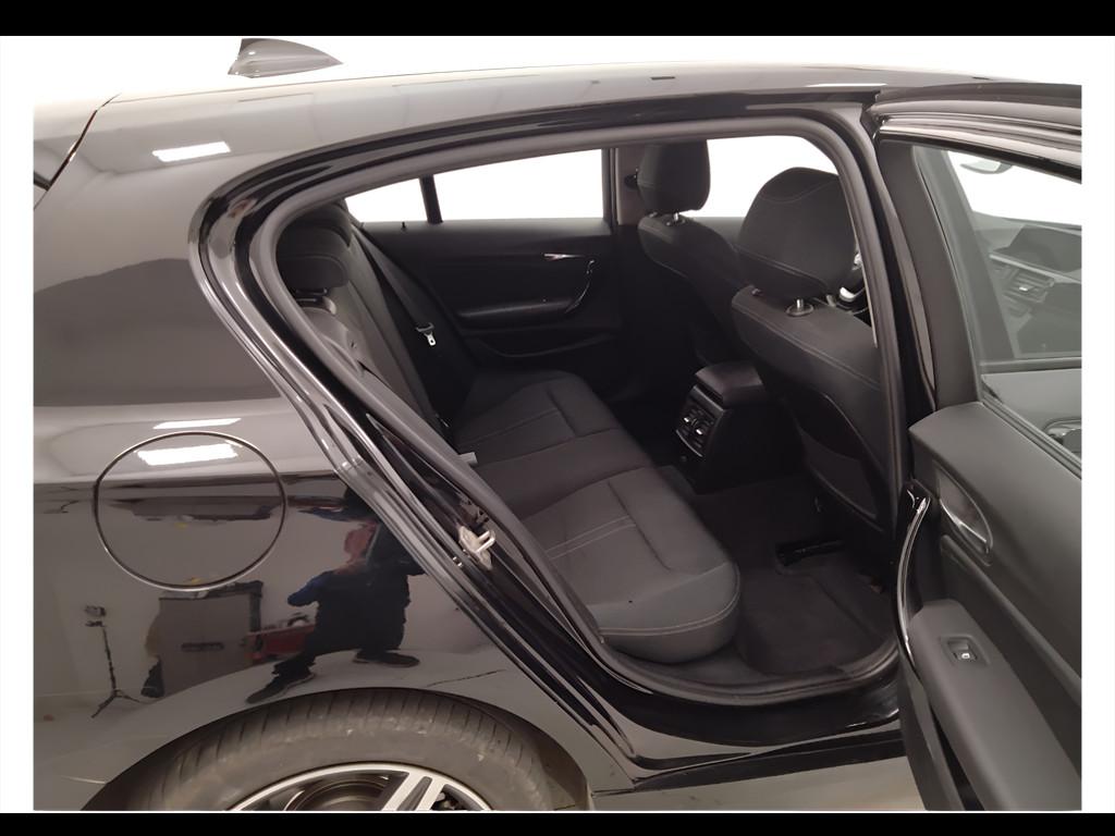 BMW Serie 1 F/20-21 2015 - 118d Sport auto 5p my18