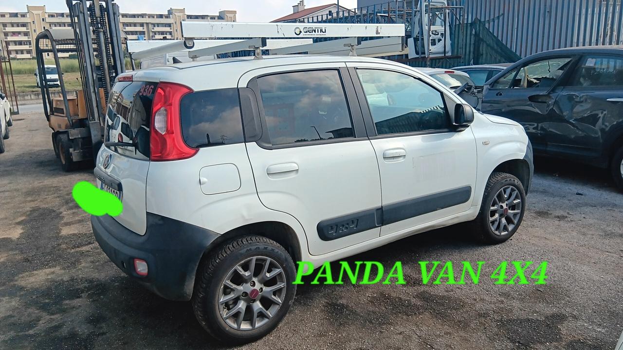 Fiat Panda 4x4 incidentata sinistrata mondialcars