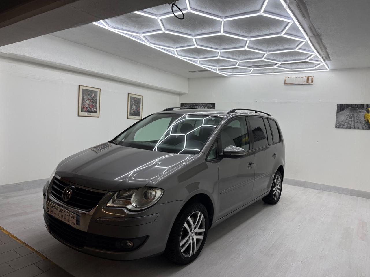 Volkswagen Touran 1.4 16V TSI 150CV DSG Highline Ecofuel