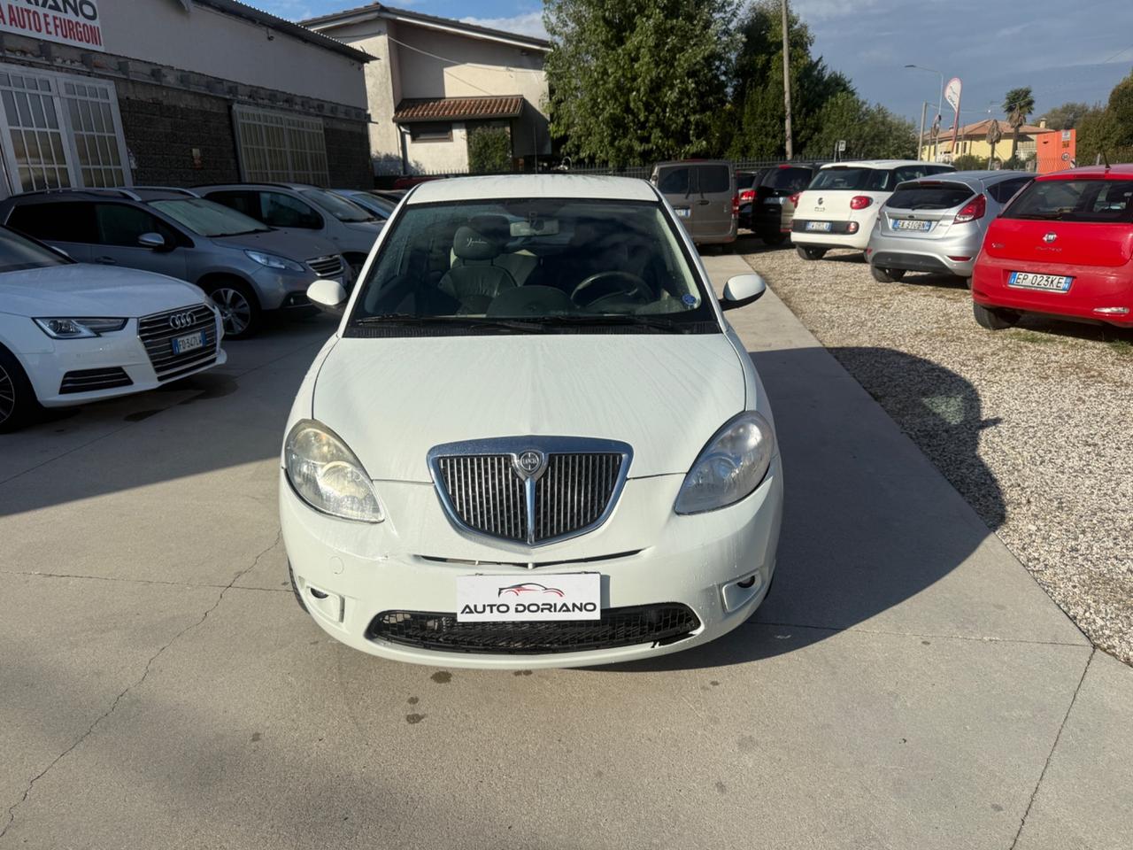 Lancia Ypsilon 1.2 Versus