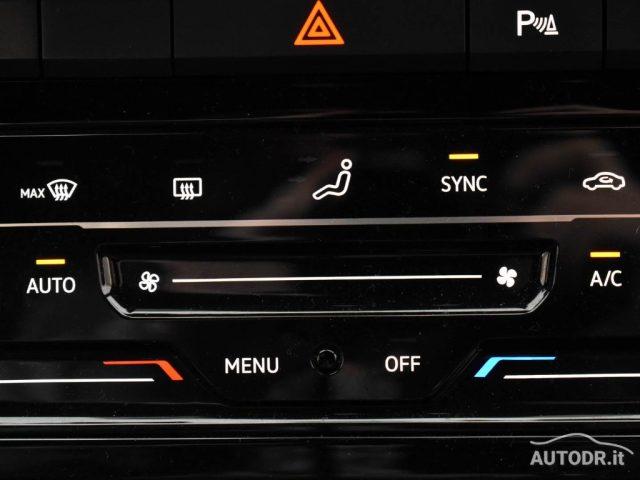 VOLKSWAGEN T-Roc Cabriolet 1.0 TSI 110cv Style Fari IQ, Retrocamera