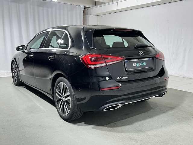 Mercedes-Benz A 180 A 180 d Automatic Sport