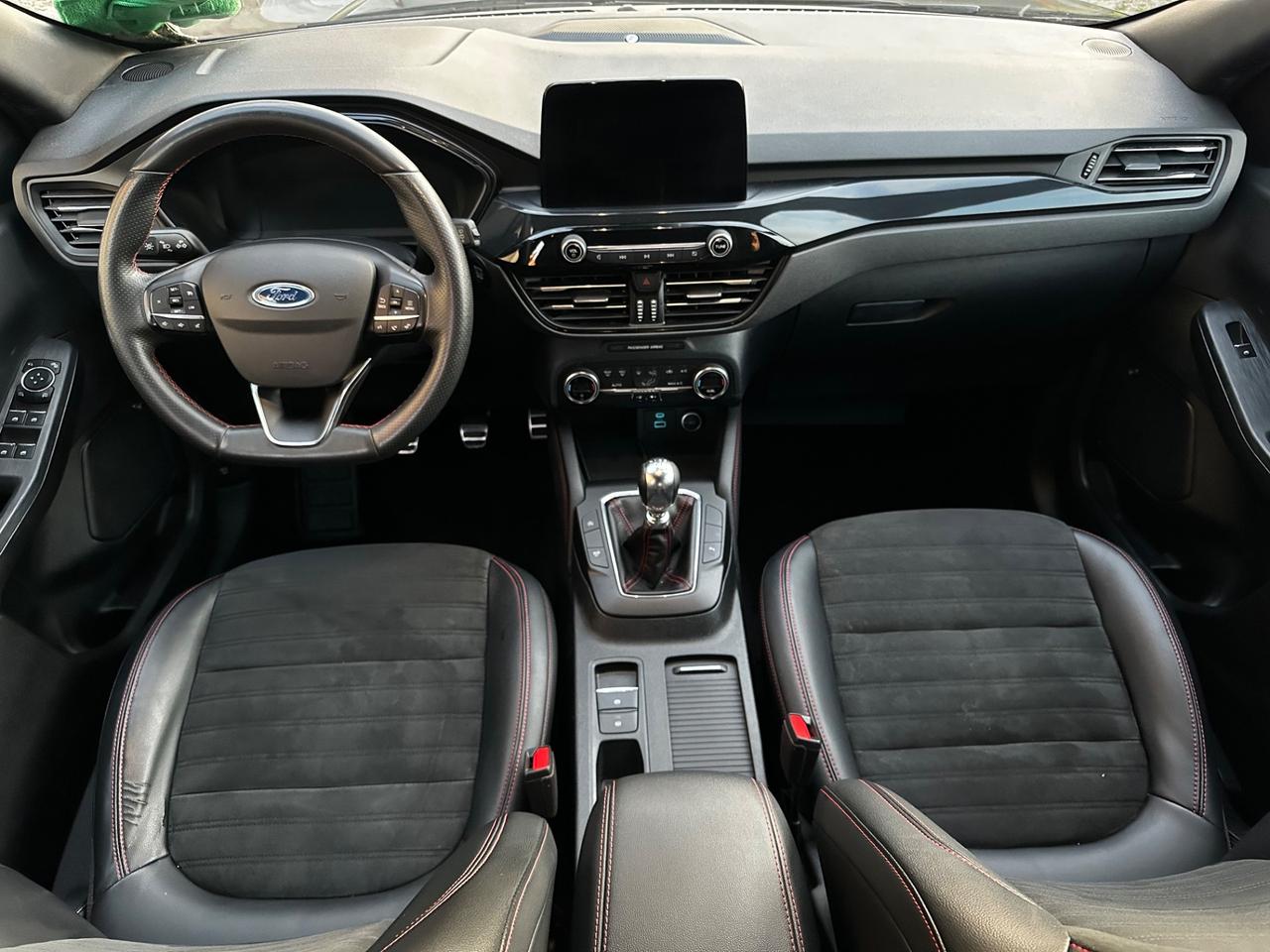 Ford Kuga 1.5 TDCI 120CV 2WD ST-Line X