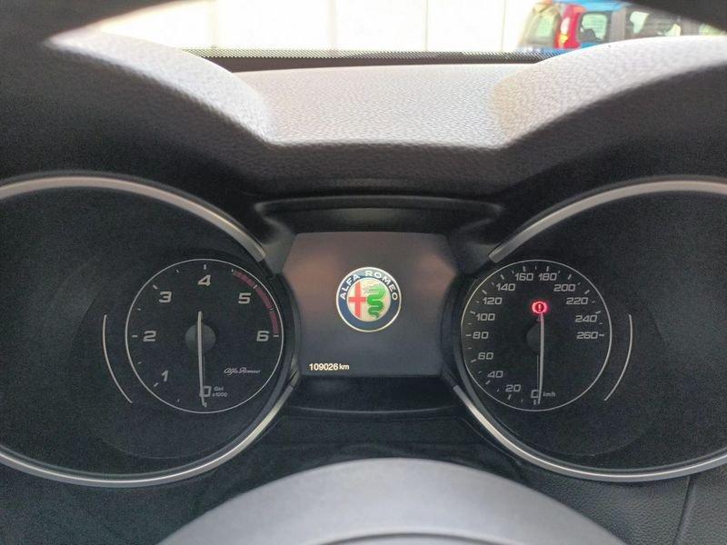 Alfa Romeo Stelvio 2.2 Turbo Diesel 190CV AT8 Q4 Business