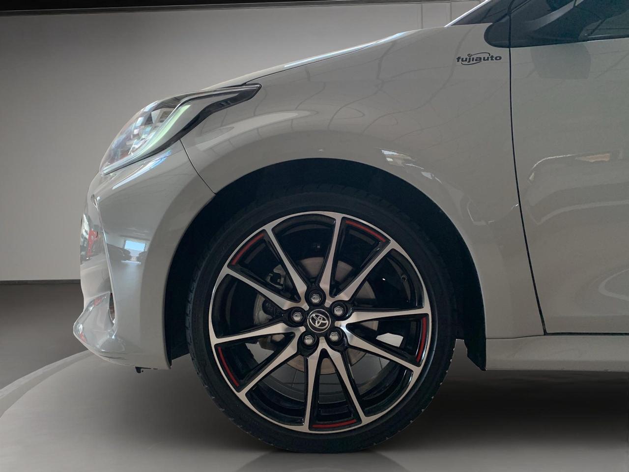 Toyota Yaris 1.5h GR Sport
