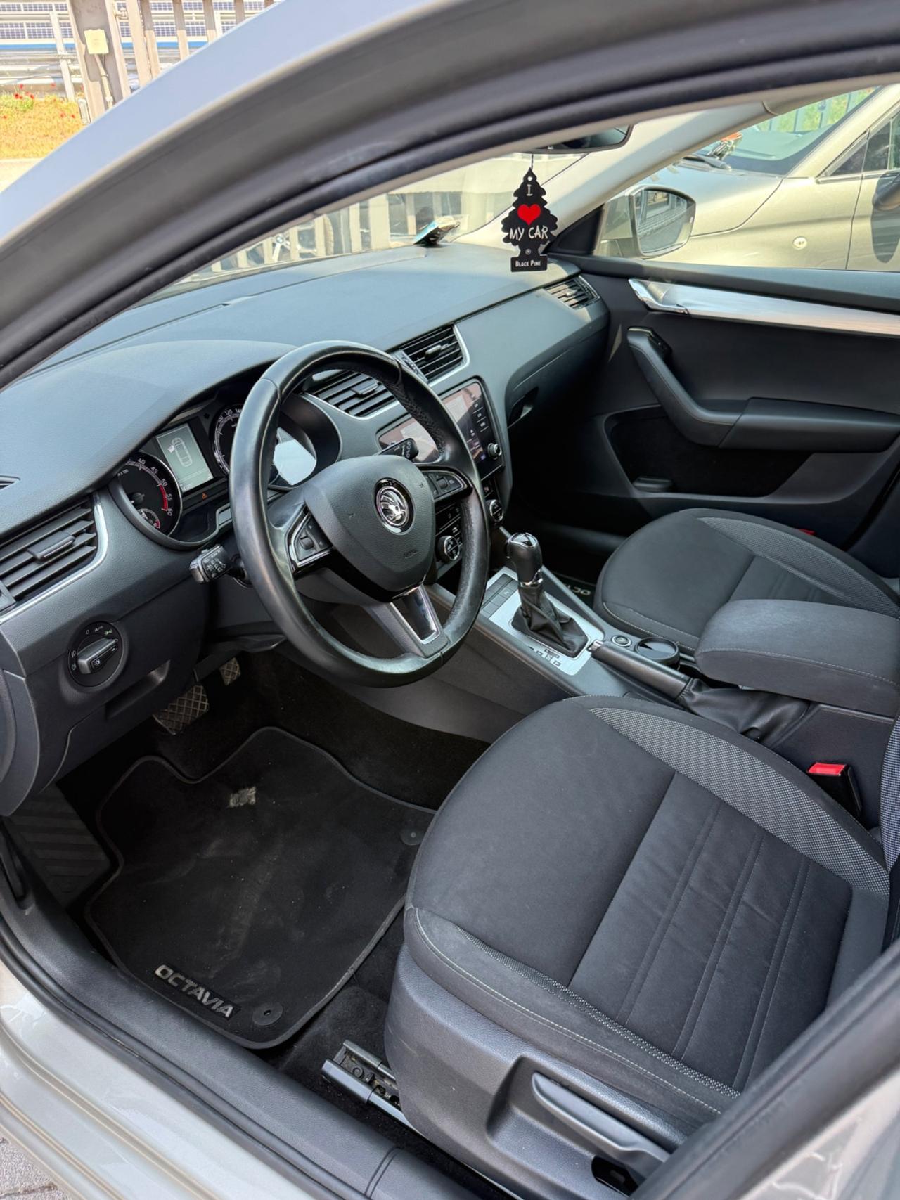 Skoda Octavia 1.6 TDI CR 115 CV DSG Style