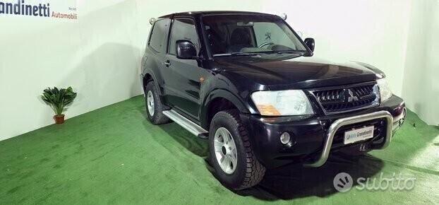 Mitsubishi Pajero 3.2 160 CV ANNO 2004