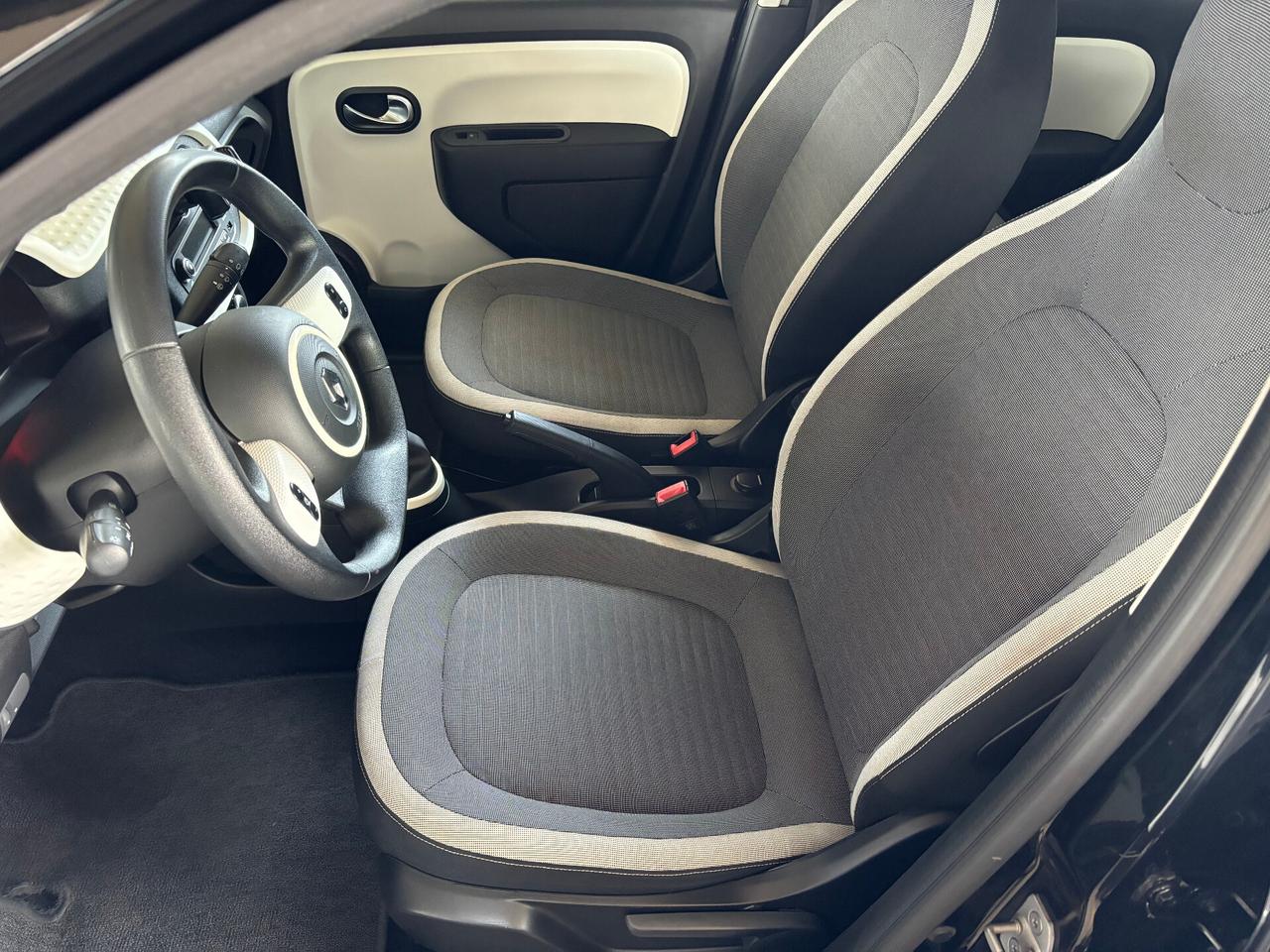 Renault Twingo 1.0 BENZINA 69CV SCe Duel2 NEOPATENTATO