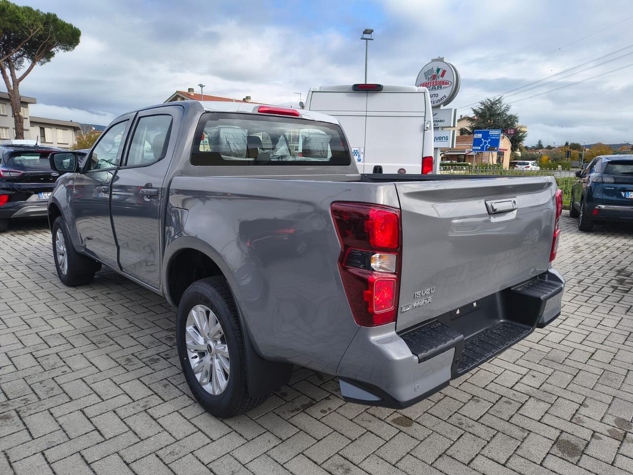 Isuzu D-Max CREW N60BB+*NUOVA PRONTA CONSEGNA*IVA ESCLUSA