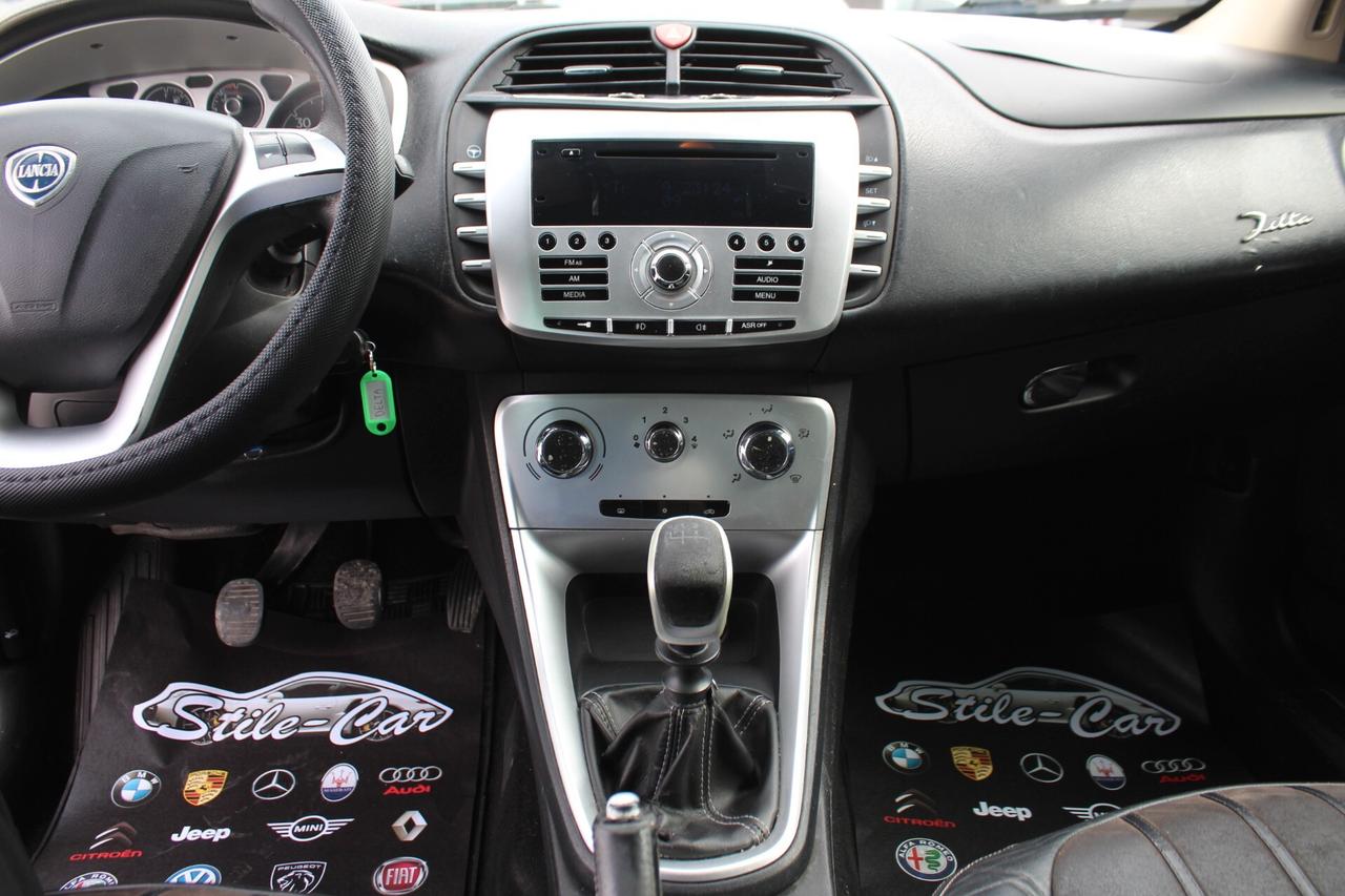 Lancia Delta 2.0 MJT DPF Argento