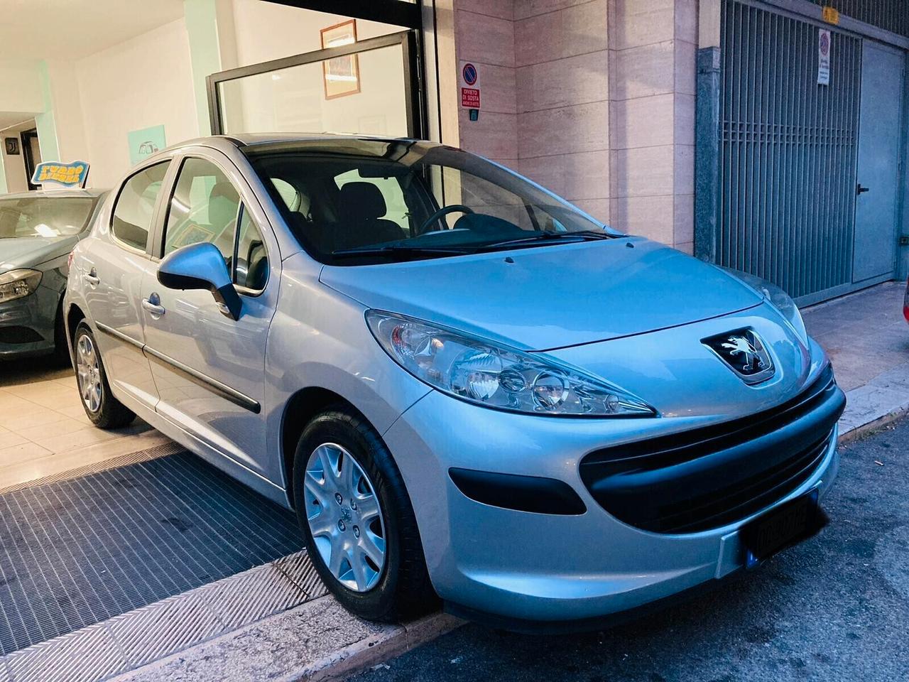 Peugeot 207 1.4 HDi - IDEALE X NEOPATENTATI - 2007