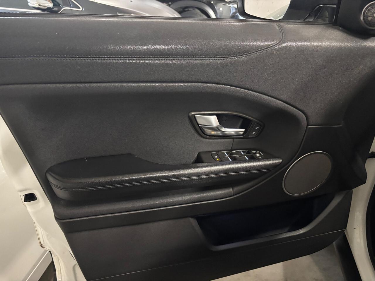 Range Rover Evoque 2.0 TD4 150 CV Pure