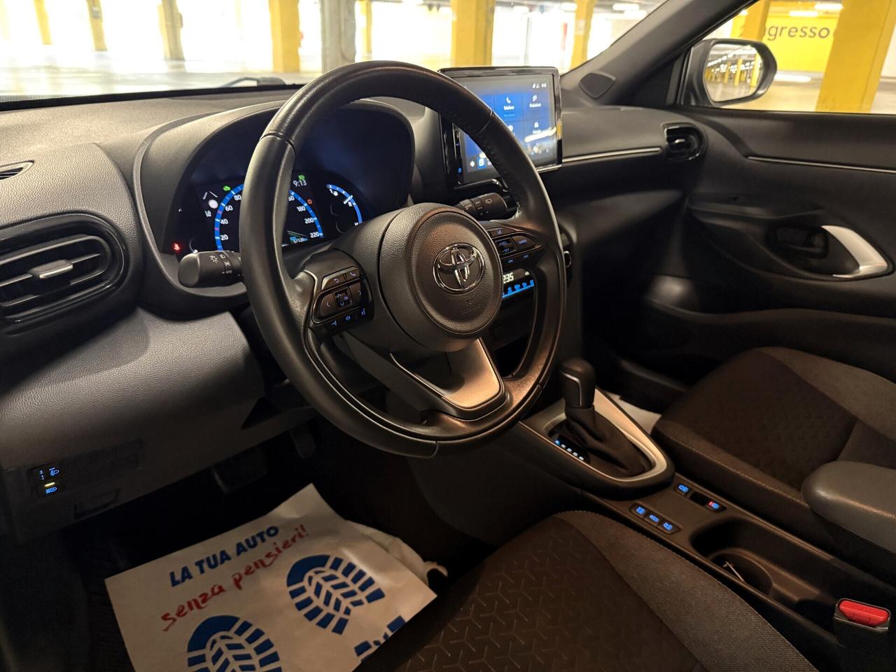 Toyota Yaris Cross 1.5 Hybrid Trend 2024 - 57.000 km - Garanzia Toyota 10 Anni - Aprilia