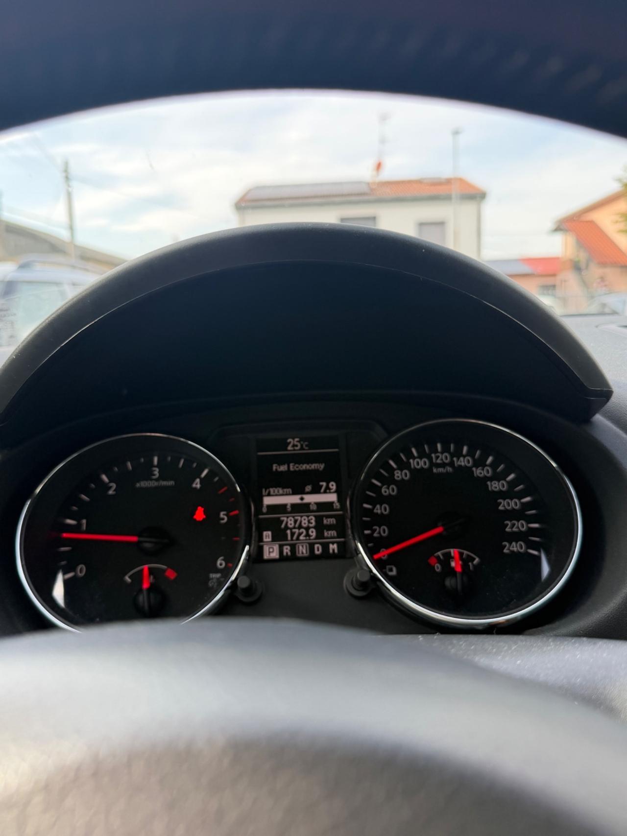Nissan Qashqai 2.0 dCi DPF 4WD aut. Acenta