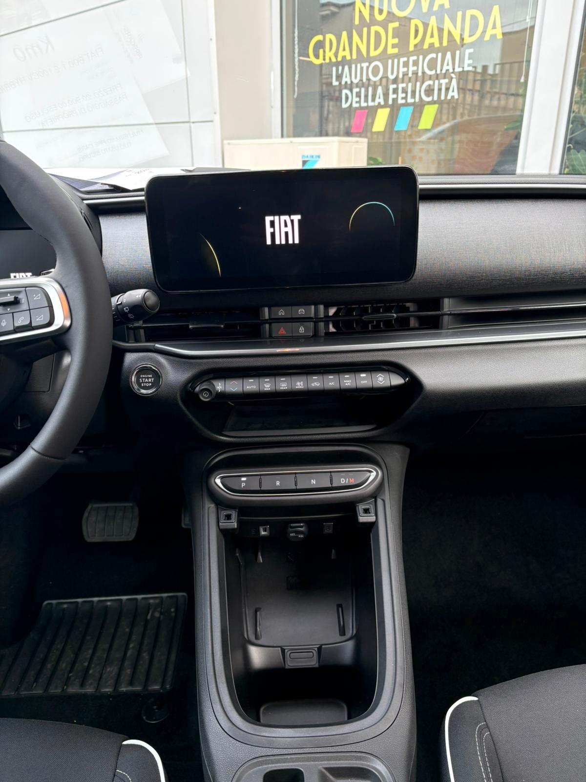 Fiat 600 Hybrid 100 CV DCT MHEV