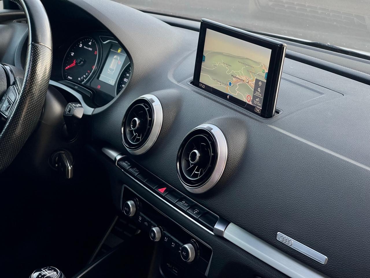 Audi A3 Sportback 2.0 Tdi 150cv S-Line - TETTO