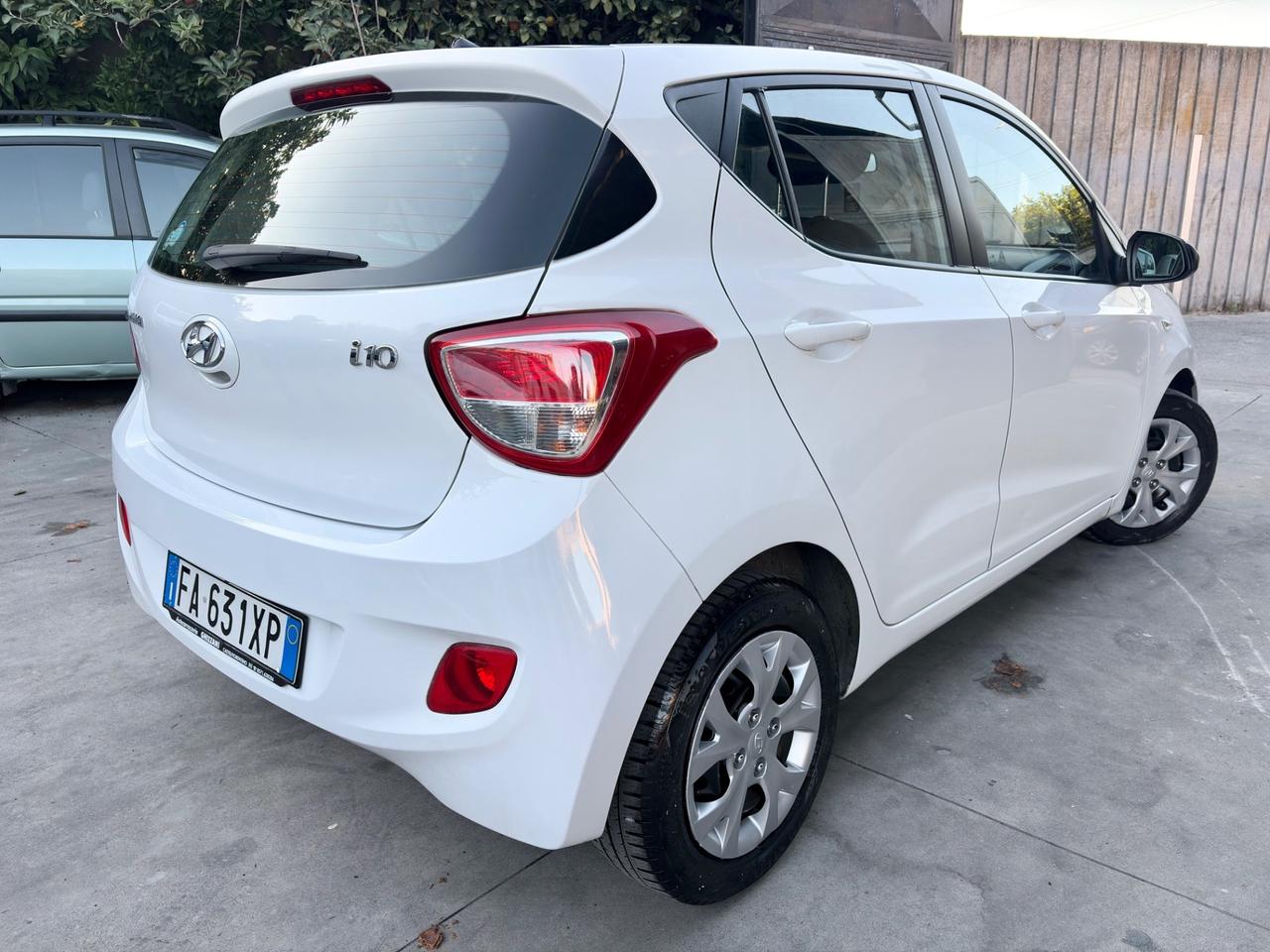 Hyundai i 10 1.0 benzina 147000km perfetta